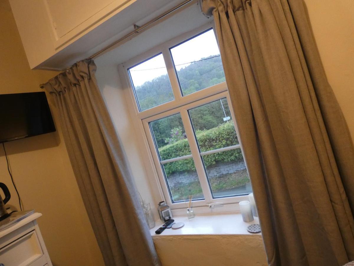 The Farmers Arms, Cwmdu Llanwddyn  ภายนอก รูปภาพ